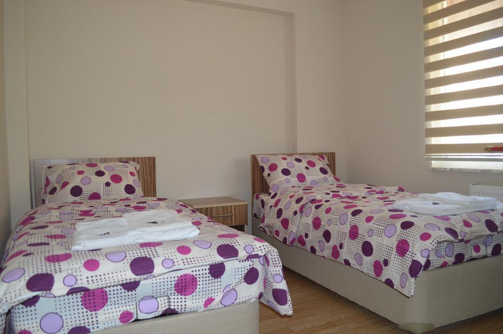 Buruj Vip 2 Aparthotel Kavala Room photo