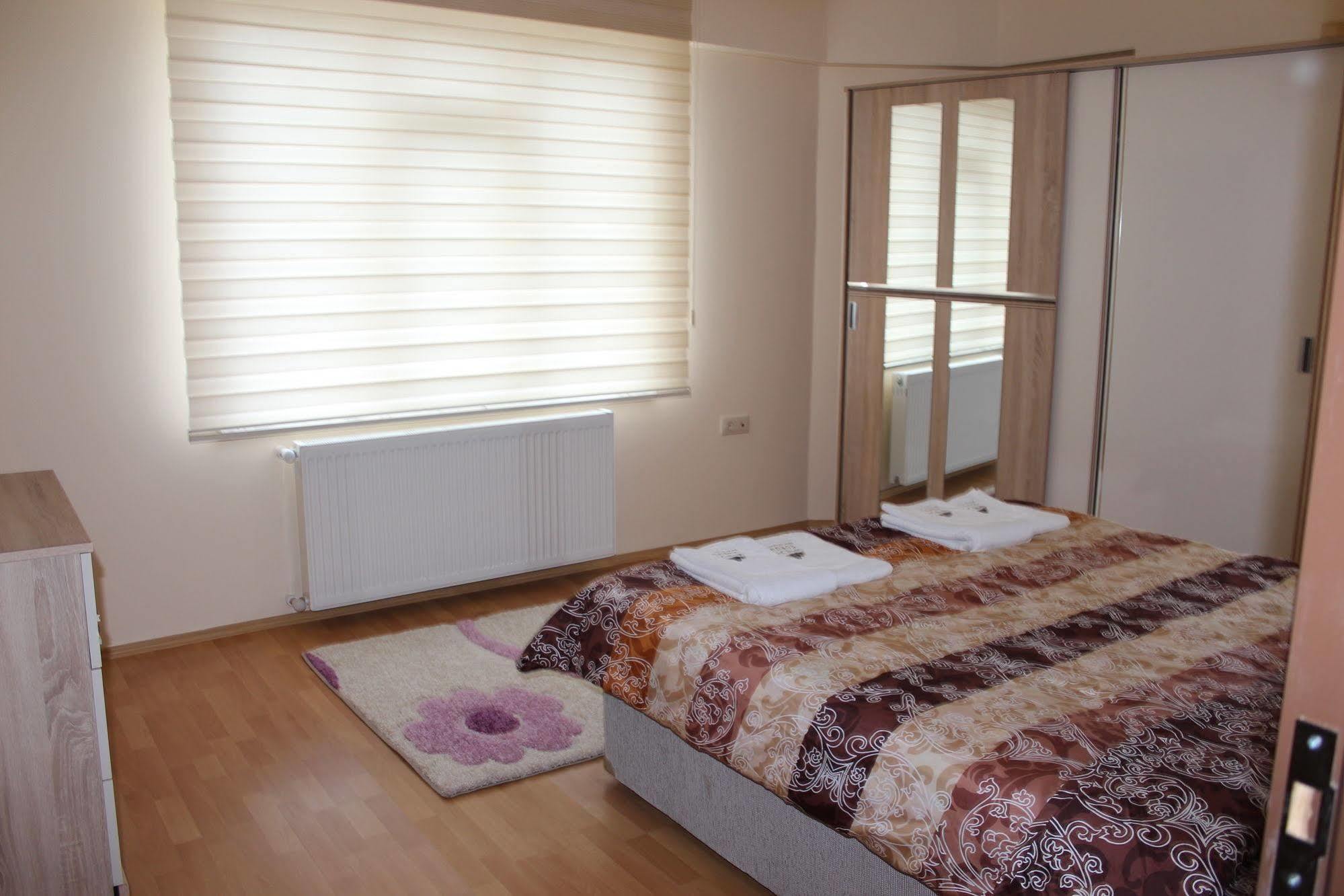 Buruj Vip 2 Aparthotel Kavala Exterior photo